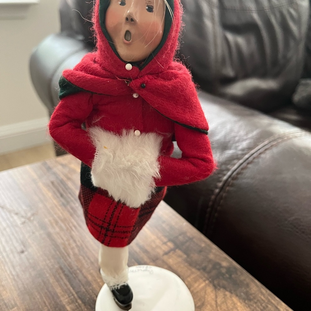 Byer’s Choice Ltd. (The Skaters) 1995 Festive Red and White Holiday Figurine
